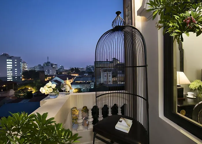 Hanoi Center Silk Premium Hotel & Spa & Travel